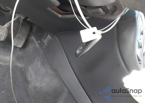 2018 Ford Taurus Sel z USA, uszkodzony, nr VIN 1FAHP2E83JG111889